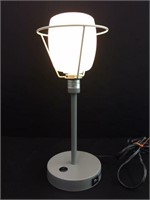 Lamp with usb port
