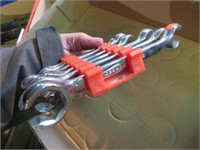 Flaring Wrench set up to 1 in