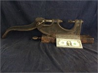 Antique star tool company hand riveter