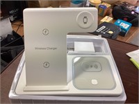 Wireless iPhone & accessory charger