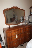 BEAUTIFUL FRENCH PROVINCIAL DRESSER & MIRROR