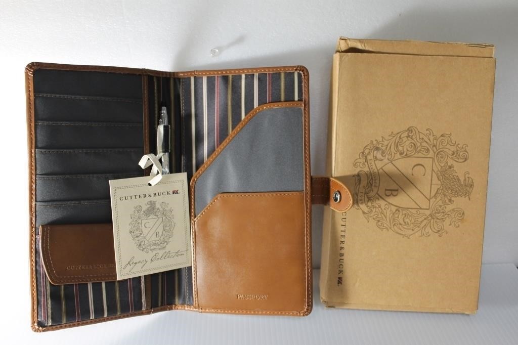 New Cutter & Buck Leather Travel Organizer Wallet