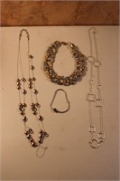 Silver and gold tone jewelry lot