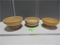 3 Mixing bowls