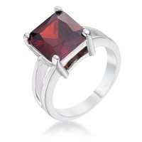 Elegant Princess Cut 5.50ct Garnet Solitaire Ring