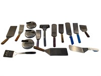 LOT - Griddle tools (turners & spatulas)
