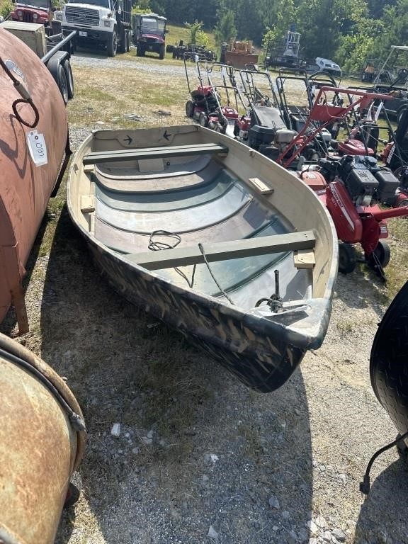 12' ALUMINUM CAMO JOHN BOAT