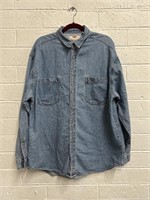 Levi’s Quality Clothing Denim Style Button Up (XL)