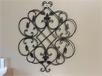 24" nice metal scroll wall art