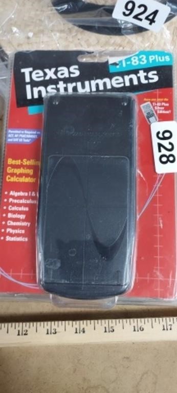 T-83 TEXAS INSTRUMENTS GRAPHING CALCULATOR, NEW