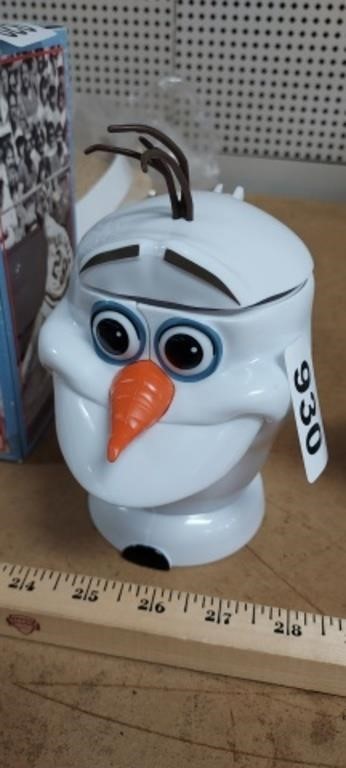 DISNEY RINGLING BROS. OLAF MUG