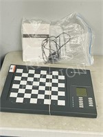 64 Level chess computor game-working