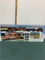 VINTAGE DICKENSVILLE TRAIN SET UNTESTED