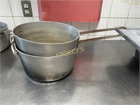 2 Alumin Sauce Pots w/ Bent Helper Handles ~11 x