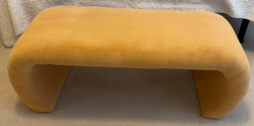 11 - UPHOLSTERED BENCH SEAT 45"L