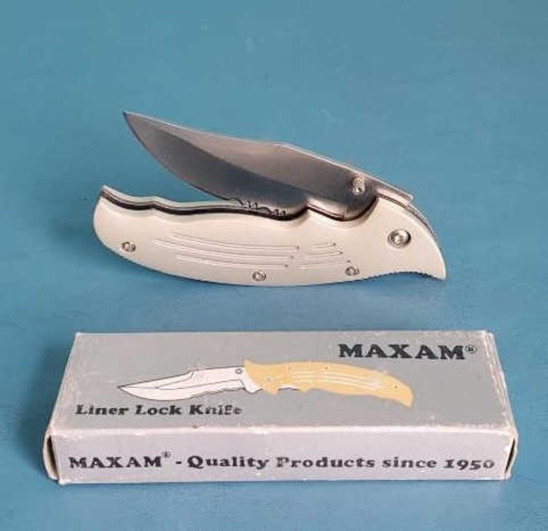 Maxam lock blade knife w/clip 5" closed