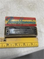 PIANO HARMONICA