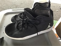 Air Jordan shoes sz. 6.5Y