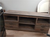 Very nice TV stand ent center 26x64x20