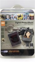 New Digital Photo Frame Keychain 8mb Usb Recharge