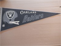 VINTAGE OAKLAND RAIDERS PENNANT