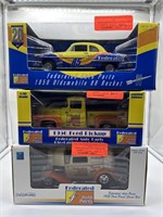 3 die cast cars 
RefboothSC16