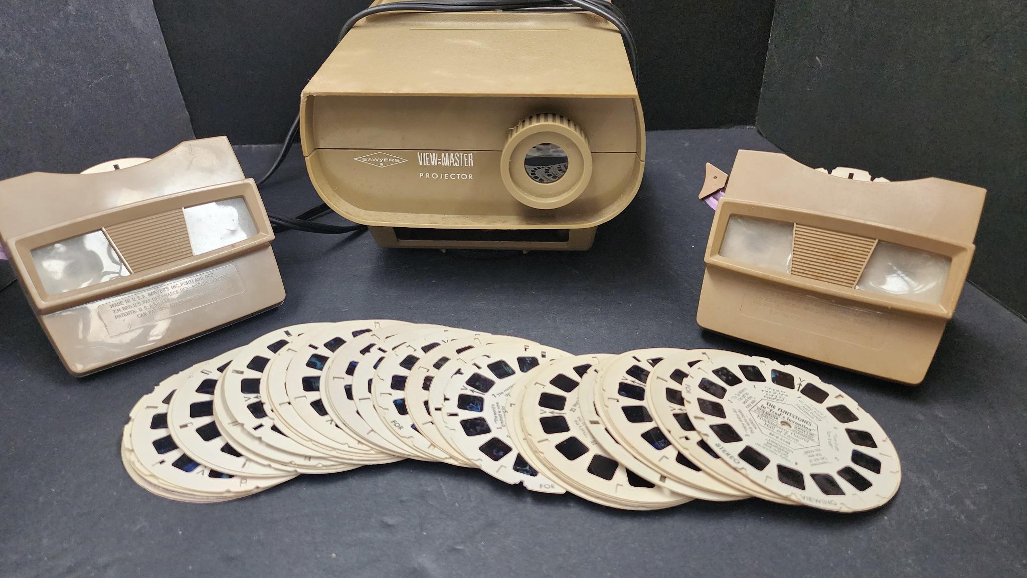 View Master Projector w/ lots of Disney reels
