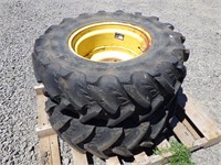 Traker 320/85R20 Tires/ Rims