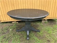 Round Wood Pedestal Kitchen Table