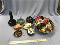 Lot with misc. household décor, clay, ceramic pots