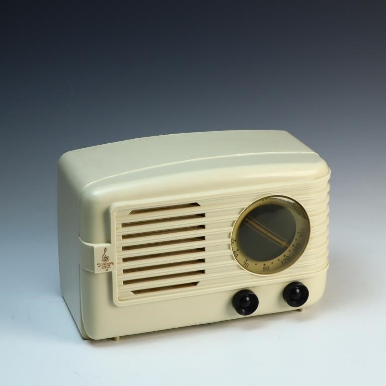 Vintage Mid Century Emerson Radio