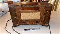 Vintage Crosley Radio Model 56 TV-0