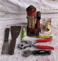 Small Jack & Tools
