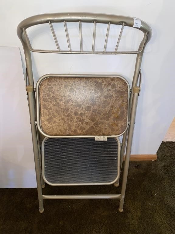 2-FT METAL STEP LADDER