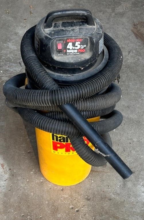 Hang up Shop Vac