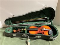 Suzuki No 101RR Size 1/10th ANNO 1979 Violin with