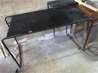 METAL COMPUTER TABLE/WORKTABLE