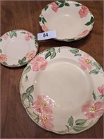 Franciscan Earthenware Plates, Platters & Bowls