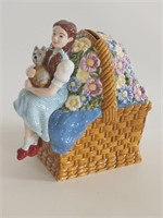 VTG ENESCO DOROTHY ON BASKET WIZARD OF OZ CERAMIC