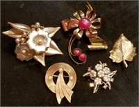 Group of Brooches, Larges about 3"