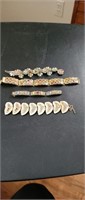 4 bracelets