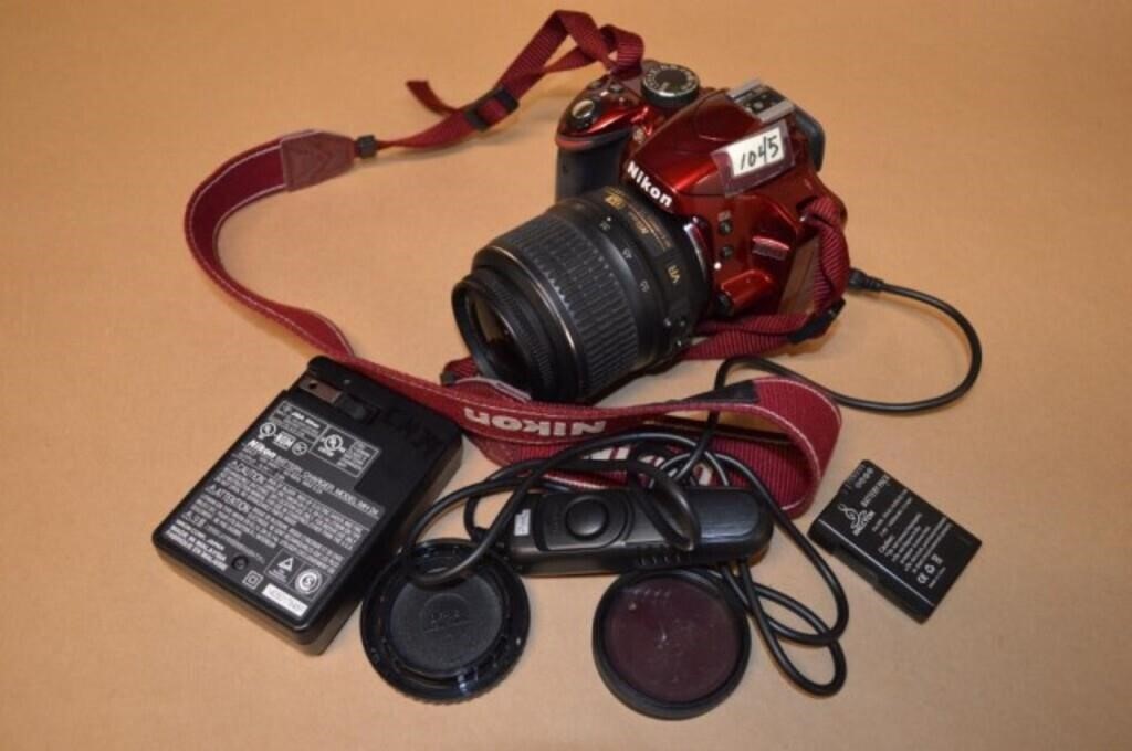Nikon D 3200 digital camera w/ Nikon DX AF-S 18-55