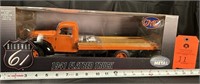 1:16 Highway 61 Collectibles 1941 Flatbed GMC