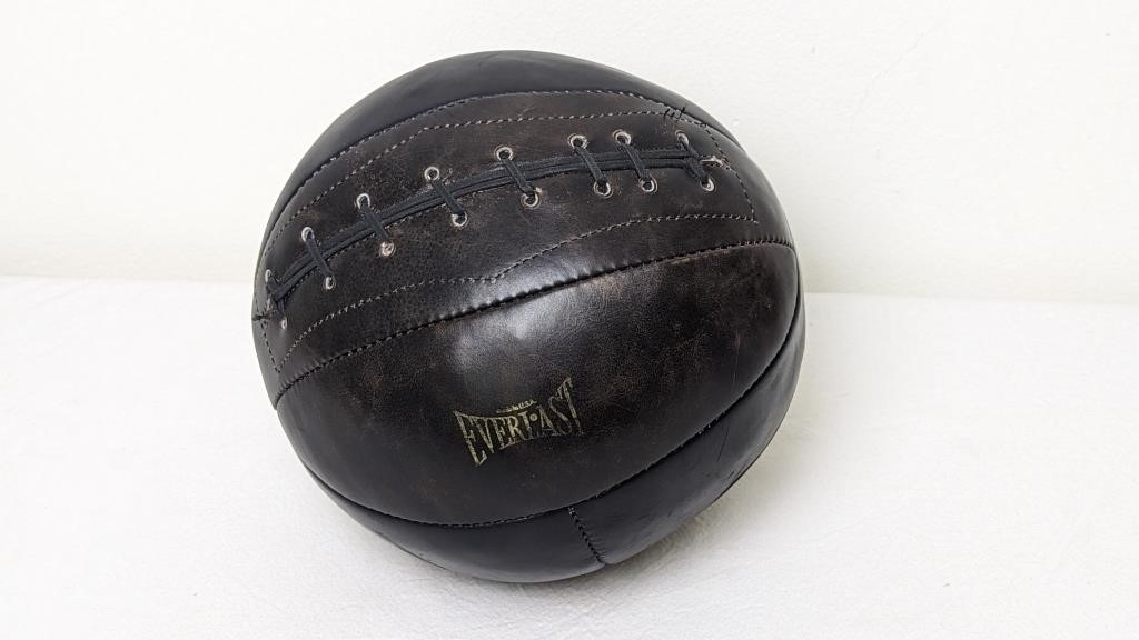 VINTAGE WEIGHTED EVERLAST MEDICINE BALL