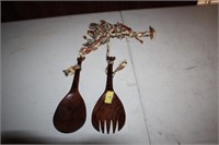 Vintage wood giraffe spoon and fork