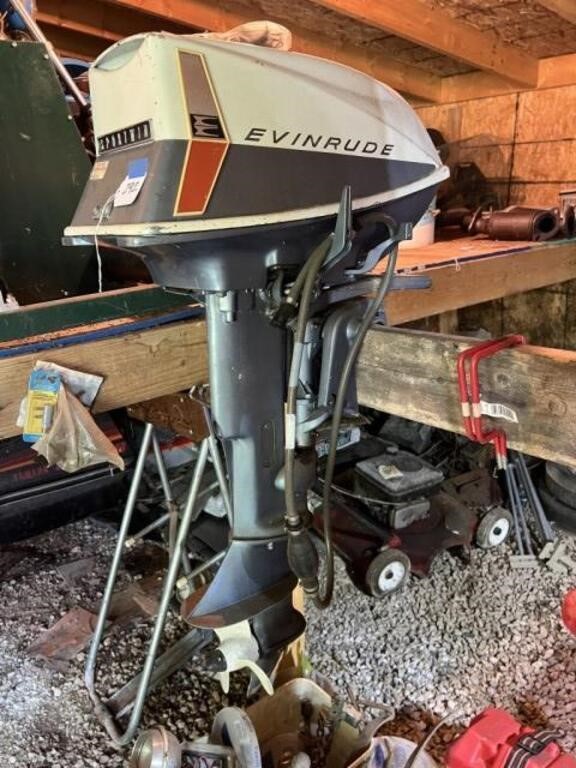 Evinrude "Sportwin" 10HP Outboard Motor with Stand