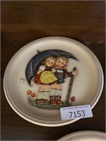 Large M.J Hummel plate with box