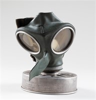 WWII GERMAN RL1 LUFTSCHUTZ GAS MASK WITH FILTER