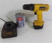 Perceuse à batterie DeWalt power drill