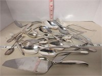 SILVER PLATE FLATWARE & COLLECTORS SPOON LOT